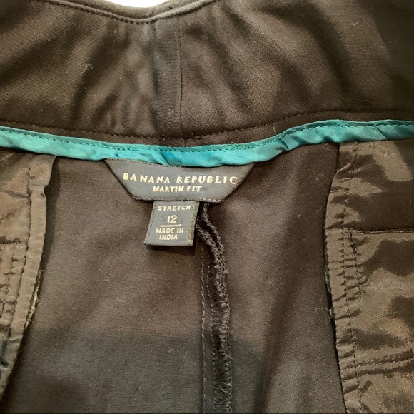 Banana Republic Martin Fit Classic Black Pants - Picture 4 of 4